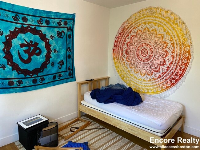 Photo - 530 Cambridge St