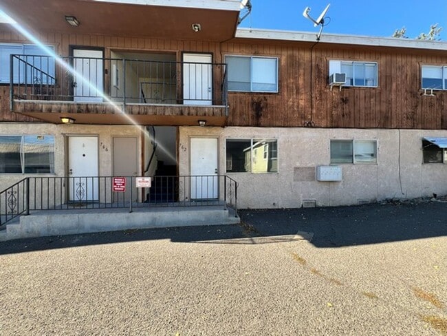Photo - <B>Central Reno Two Bedroom Apartment<br><br> Unidad 762 Stewart Street Reno, NV 89502