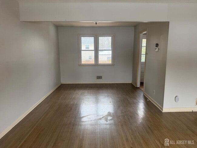 Photo - 16 Barnett Rd