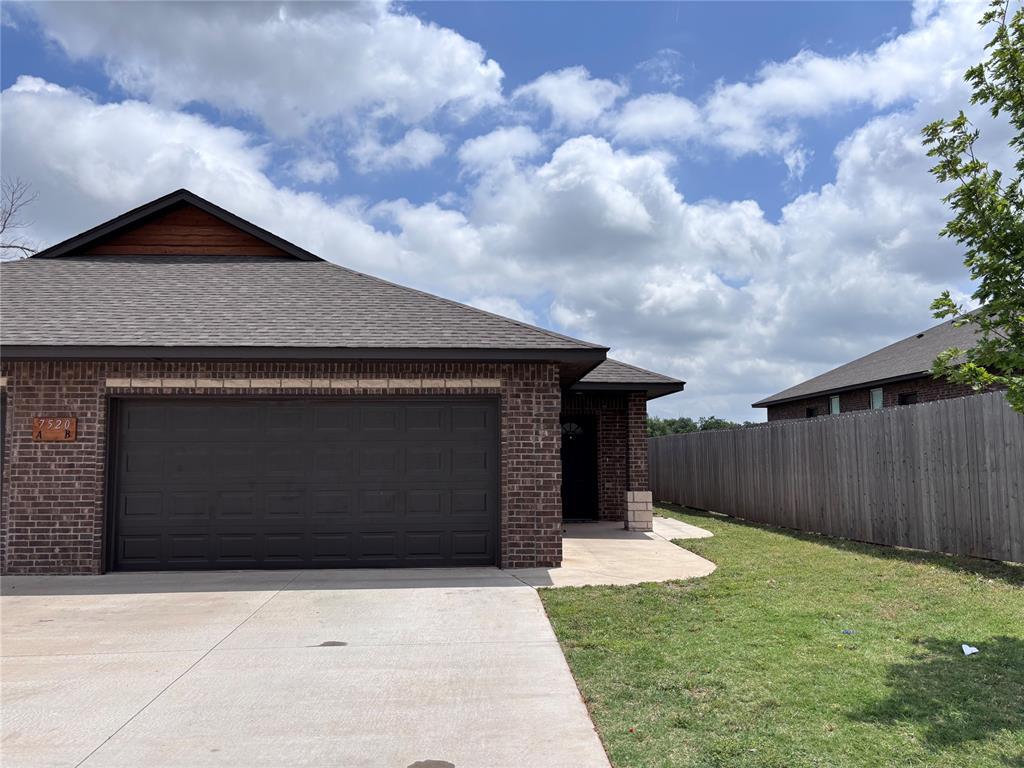 Photo - 7520 Redbud Villas Ct