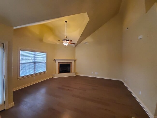 Photo - Nice 3 bedroom 2.5 bath home in North Fayetteville