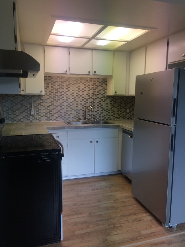 New kitchen - 9552 Interlake Avenue North Unit 9552 A
