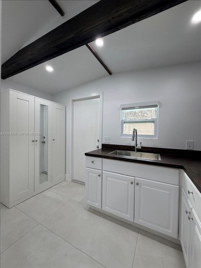 1400 SW 29th Ave Unit 2