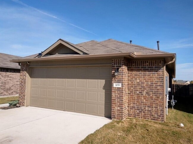 109 Schuster Ct