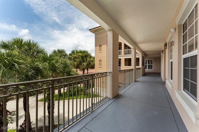 Photo - 5080 Annunciation Cir Unit 204