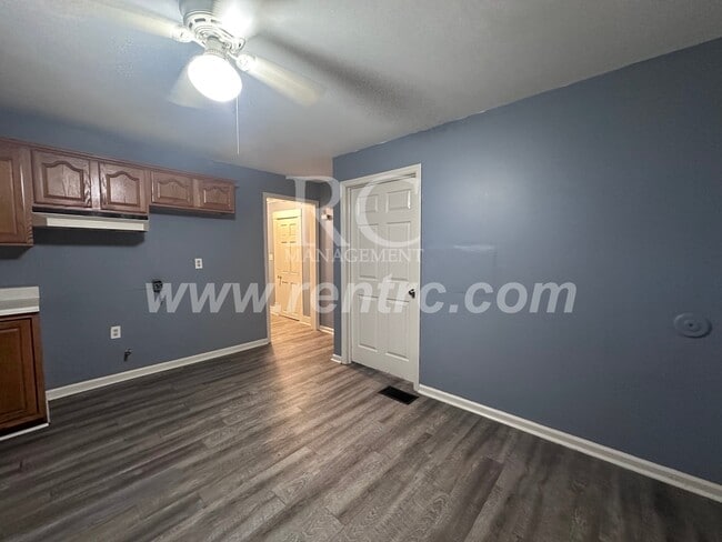1101 Chandler-