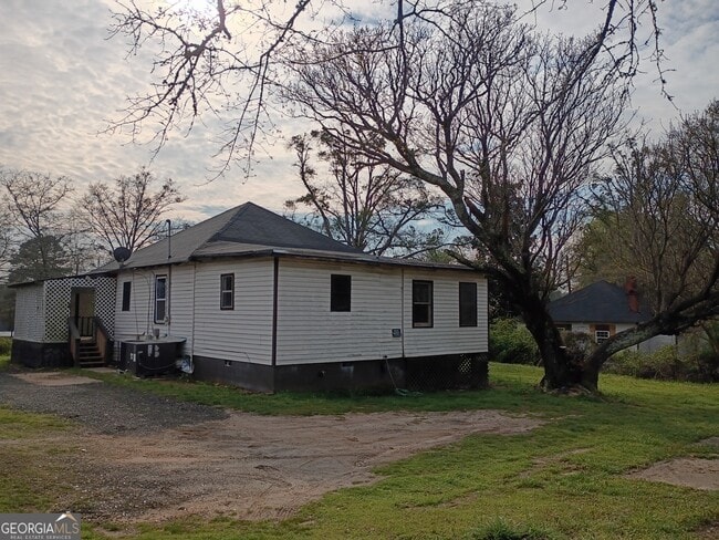 Photo - 211 Arnco 6th St