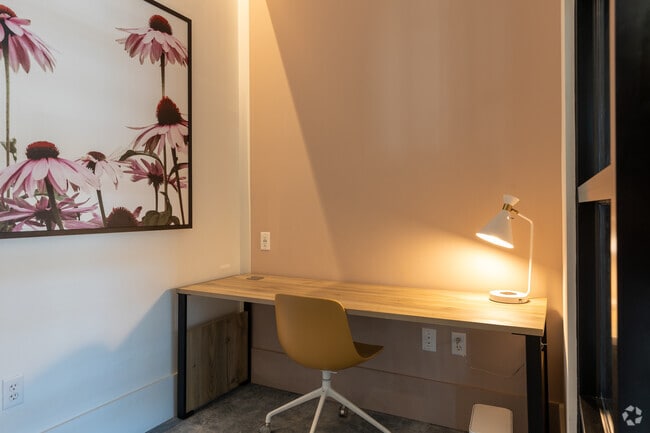 Business Center Private Office