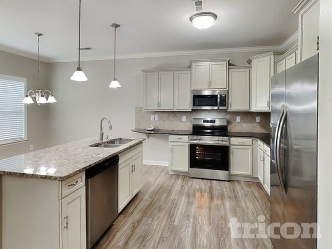 Photo - 2053 Lake Vista Drive