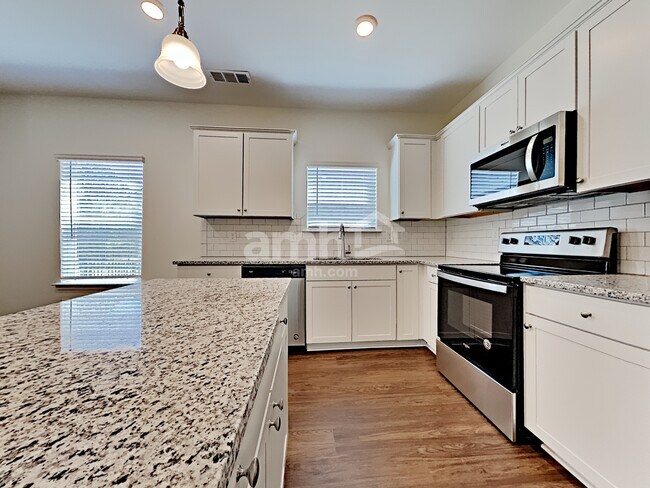 Photo - 91 Jake Crossing