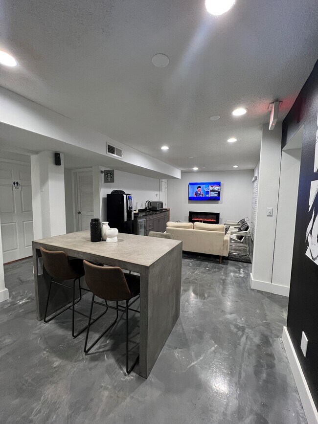 Westshore Crossing Apartments Tampa, FL