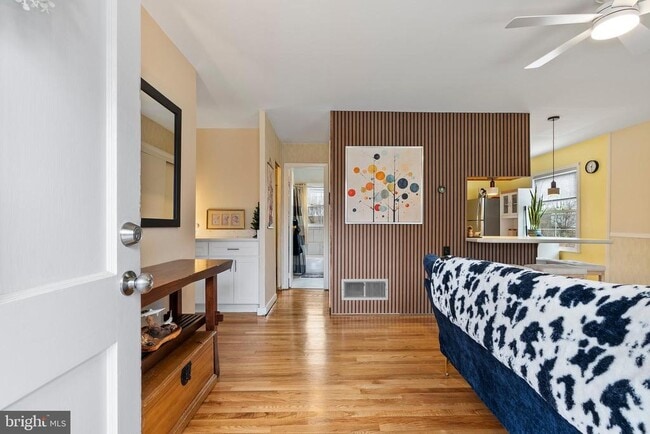 Building Photo - 516 Hollingsworth Dr