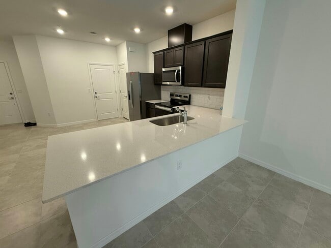 3223 Canyon Bay Pt
