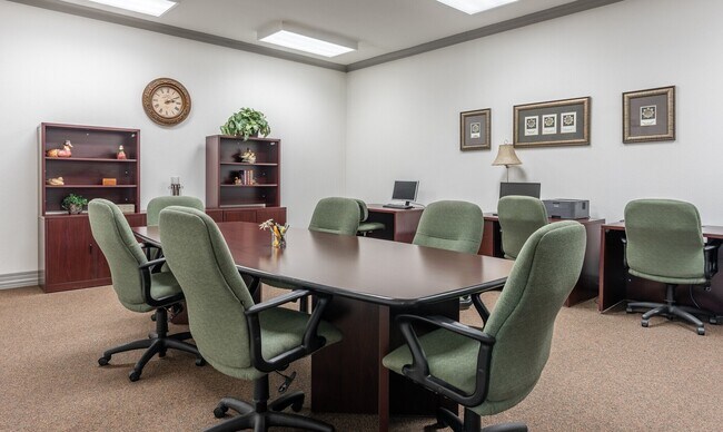 Photo - 1350 Skyline Rd