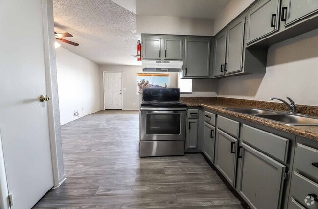 Building Photo - 419 N 15th St Unit 419 15th Street #4 Rental