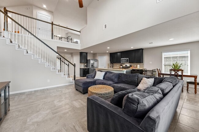 Photo - 12410 Lake Portal Dr