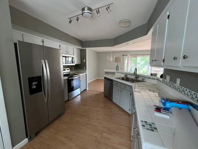Photo - 1115 Monaco Dr