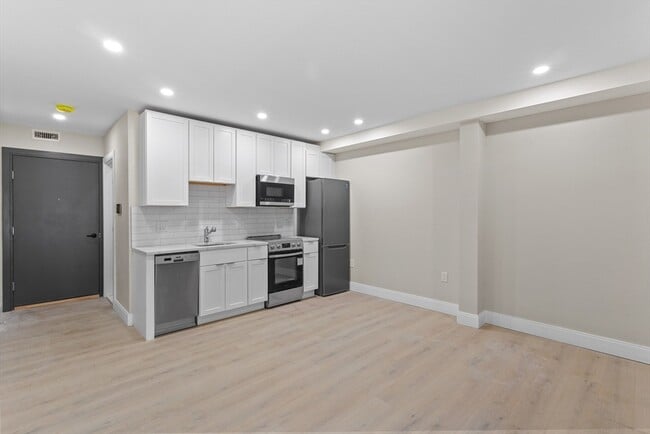 Photo - 153 Green St Unidad 208