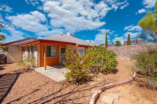 Photo - 7324 Canyon Run Dr