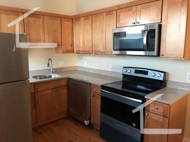 Building Photo - Check out this listing I# bed in Allston JUNE 1ST MOVE IN!!