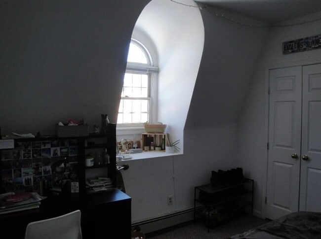 Photo - 168 Northampton St Unit 4