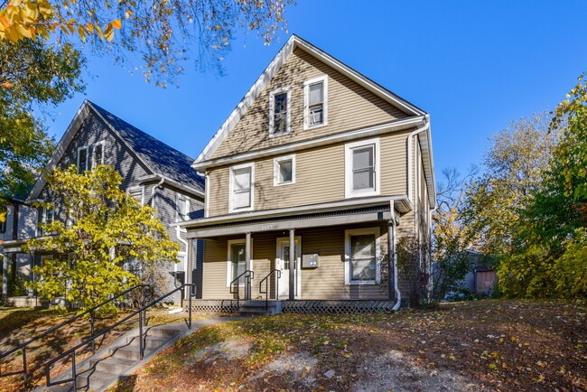 Photo - The Lyndale - Uptown