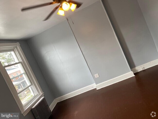 Building Photo - 1659 Haworth St Rental
