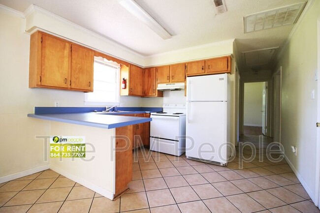 Photo - 209 Old Bramlett Rd