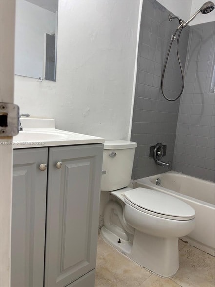 Photo - 198 Tropical Ave