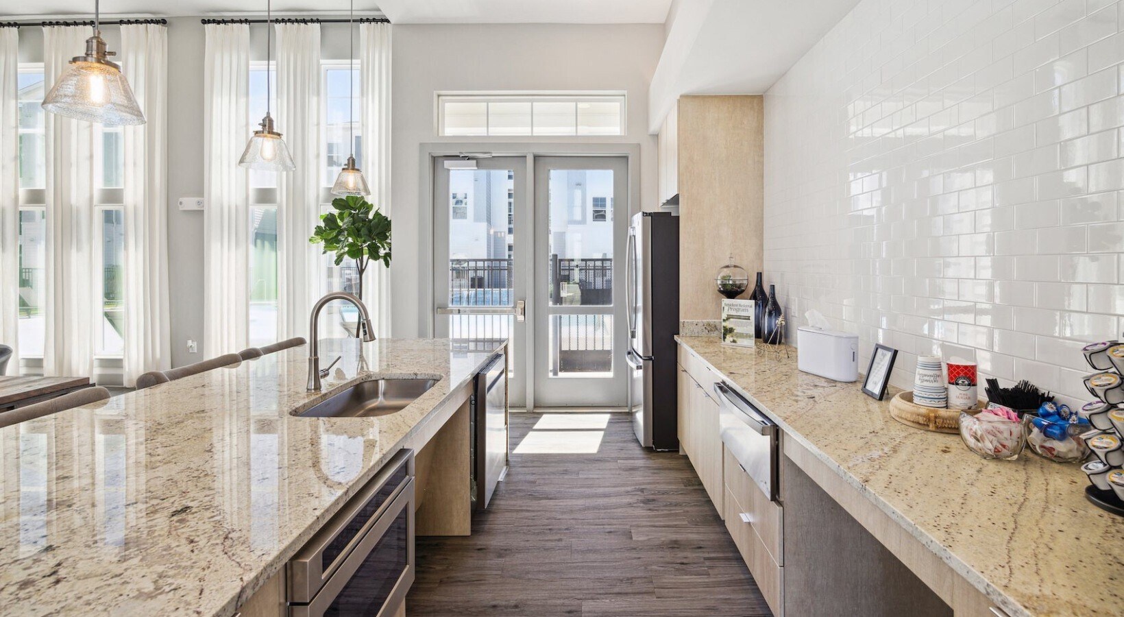 Photo - 8877 Lakes at 610 Dr Unit 208