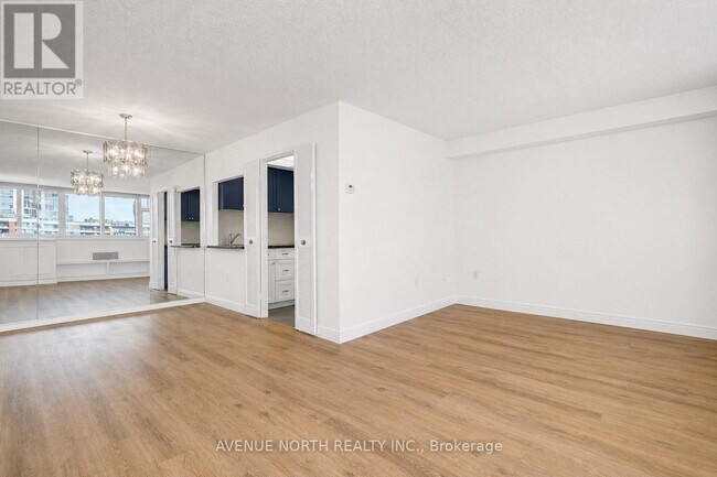 Photo - 500 Laurier Ave W Unit 1103