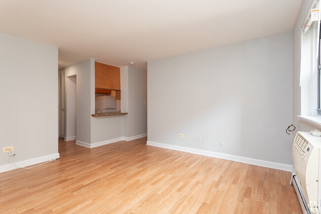 534 W. Wellington Ave