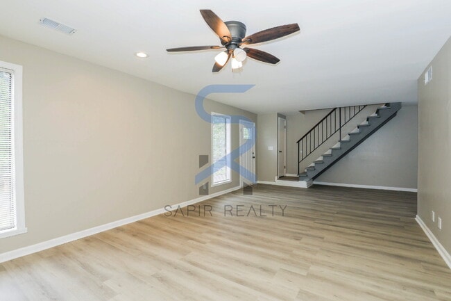 Photo - Peaceful Cul-de-Sac Living – 3BR/2.5BA Home in Jonesboro