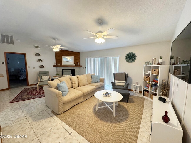 Photo - 54 Capistrano Dr