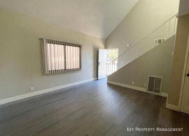 Photo - 5187 Garden Ln