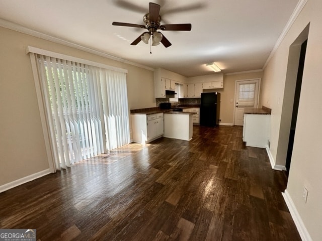 Photo - 3876 Devon Wood Ave