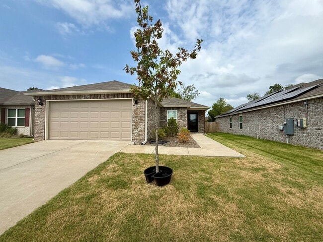Building Photo - 8609 Westwood Crk Dr Rental