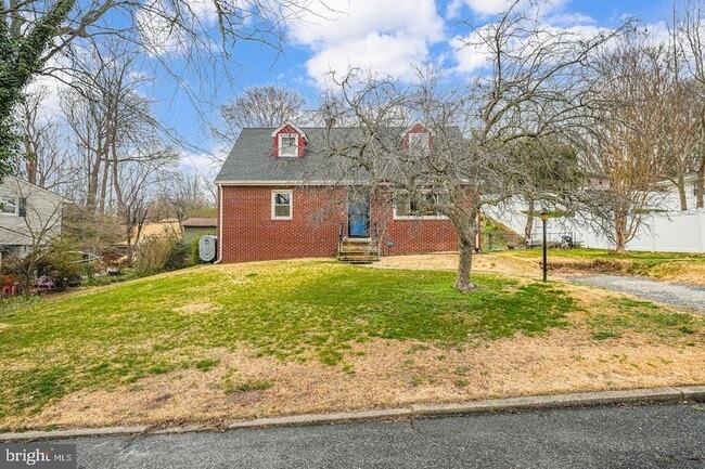 6714 Amherst Rd