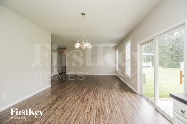 Photo - 105 Resinwood Rd