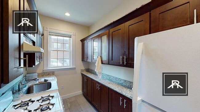 Building Photo - 1 bedroom in Allston MA 02134 Unit 4 Rental