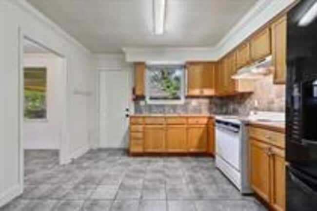 Photo - 3098 Drusilla Ln