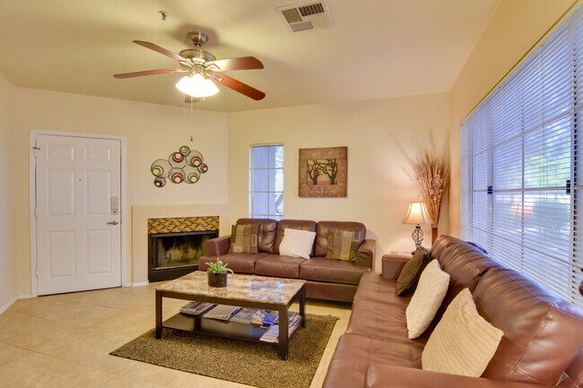 Photo - 9450 E Becker Ln Unidad ID1385869P