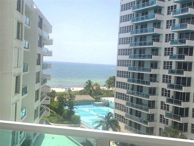 Photo - 5151 Collins Ave Unit 826
