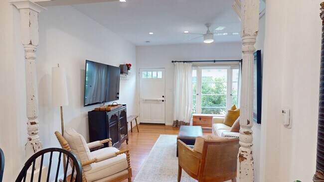Photo - Fully Furnished Vacation | Farmhouse Chic Unit VACATION