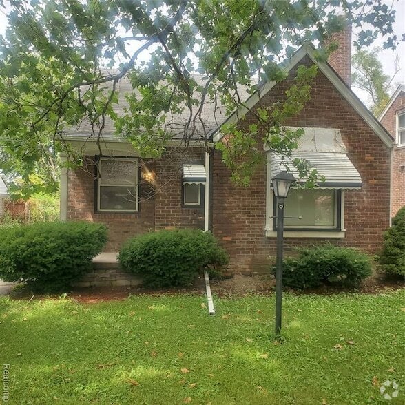 Building Photo - 18671 Blackmoor St Rental