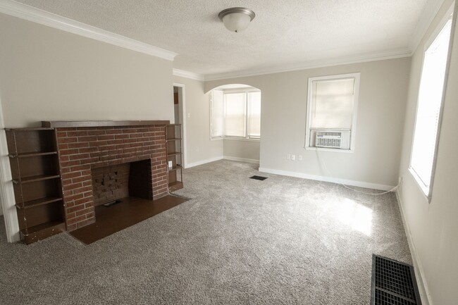 Photo - Downtown house off Hitt St!