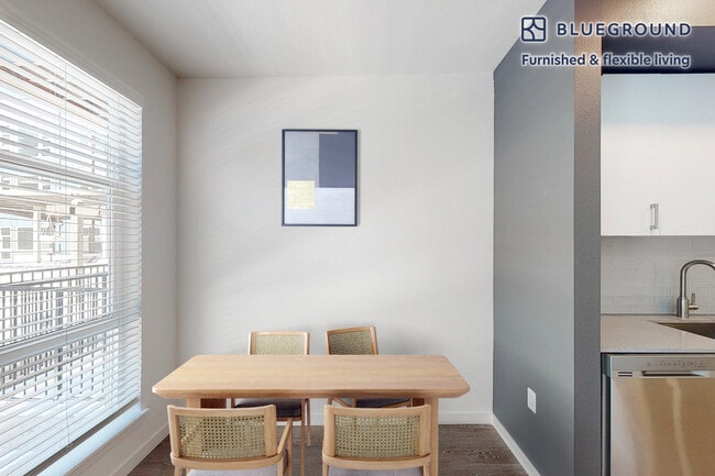 Photo - 2600 Lawrence St Unidad FL1-ID569A