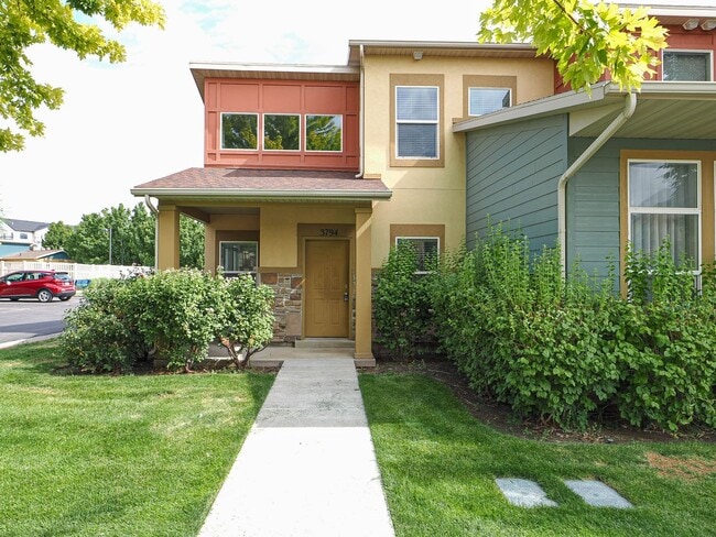 Building Photo - 3794 Lilac Heights Dr
