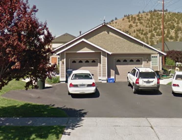 Photo - 753 NE Savannah Dr