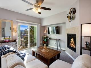 Photo - 530 E Grace Ave
